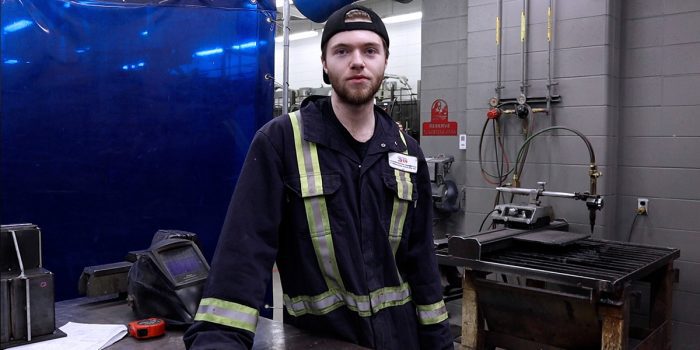 Témoignage de Loic, ancien élève au Centre de formation professionnelle de Lévis, DEP Soudage-montage et représentant des Olympiades québécoises des métiers et de stechnologies