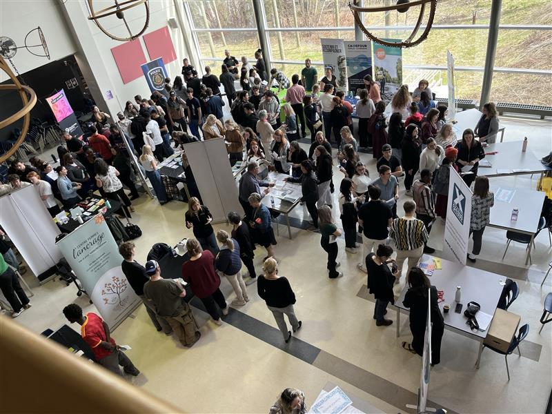 Le salon des organismes s’installe au Centre de formation professionnelle Gabriel-Rousseau - Tous les exposants