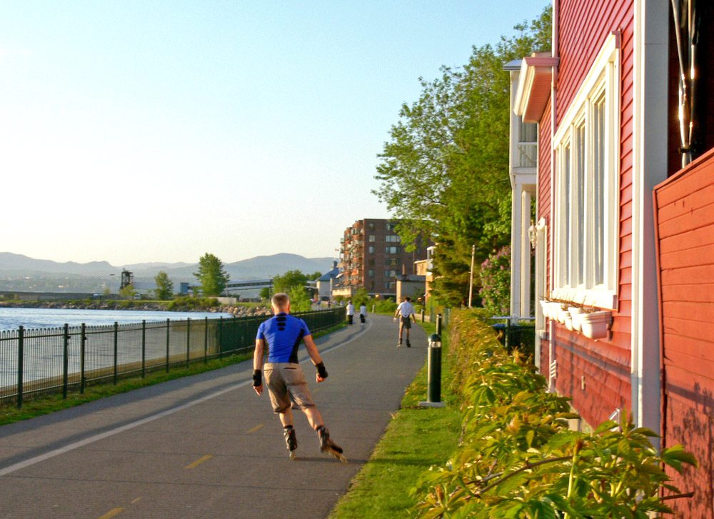 Expérience CFPGR - Parcours des anses le long du fleuve Saint-Laurent, à Lévis Expérience CFPGR - Parcours des anses le long du fleuve Saint-Laurent, à Lévis