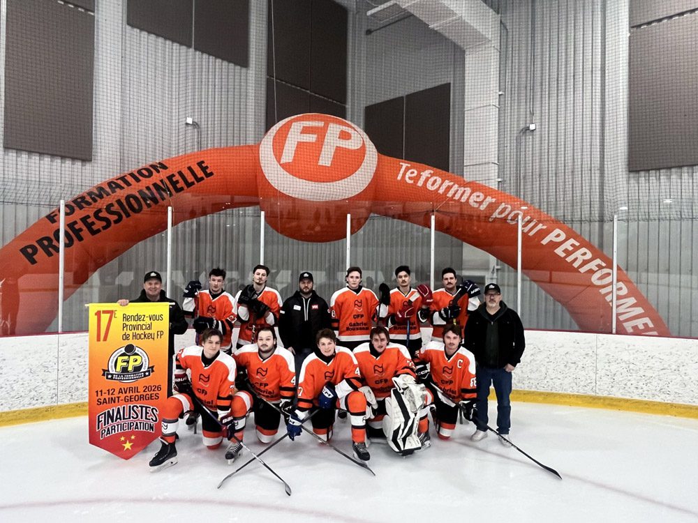 Équipe du centre de formation professionnelle Gabriel-Rousseau La formation professionnelle des Navigateurs se distingue sur la glace! - Équipe du centre de formation professionnelle Gabriel-Rousseau